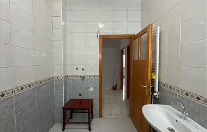 C21 LOCA'DAN BAHÇELİEVLERDE CADDE ÜSTÜ KİRALIK 3+1 DAİRE