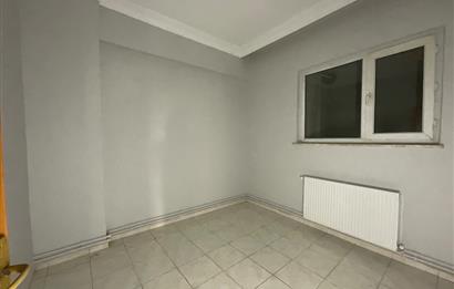 C21 LOCA'DAN BAHÇELİEVLERDE CADDE ÜSTÜ KİRALIK 3+1 DAİRE