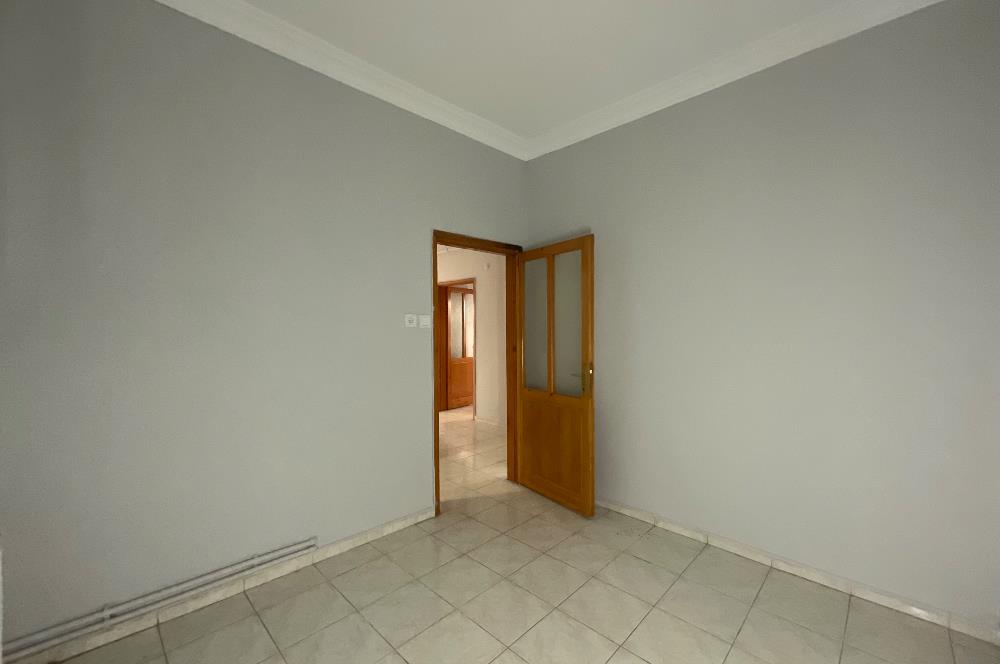 C21 LOCA'DAN BAHÇELİEVLERDE CADDE ÜSTÜ KİRALIK 3+1 DAİRE