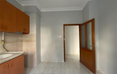 C21 LOCA'DAN BAHÇELİEVLERDE CADDE ÜSTÜ KİRALIK 3+1 DAİRE