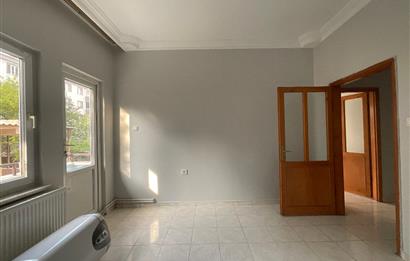 C21 LOCA'DAN BAHÇELİEVLERDE CADDE ÜSTÜ KİRALIK 3+1 DAİRE