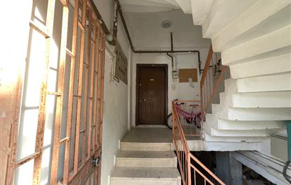 C21 LOCA'DAN BAHÇELİEVLERDE CADDE ÜSTÜ KİRALIK 3+1 DAİRE
