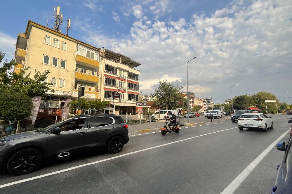 C21 LOCA'DAN BAHÇELİEVLERDE CADDE ÜSTÜ KİRALIK 3+1 DAİRE