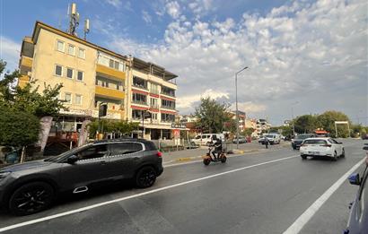 C21 LOCA'DAN BAHÇELİEVLERDE CADDE ÜSTÜ KİRALIK 3+1 DAİRE