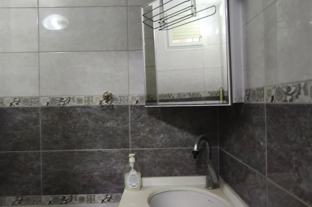 Satılık Bitişik Nizam Villa Havuzlu 