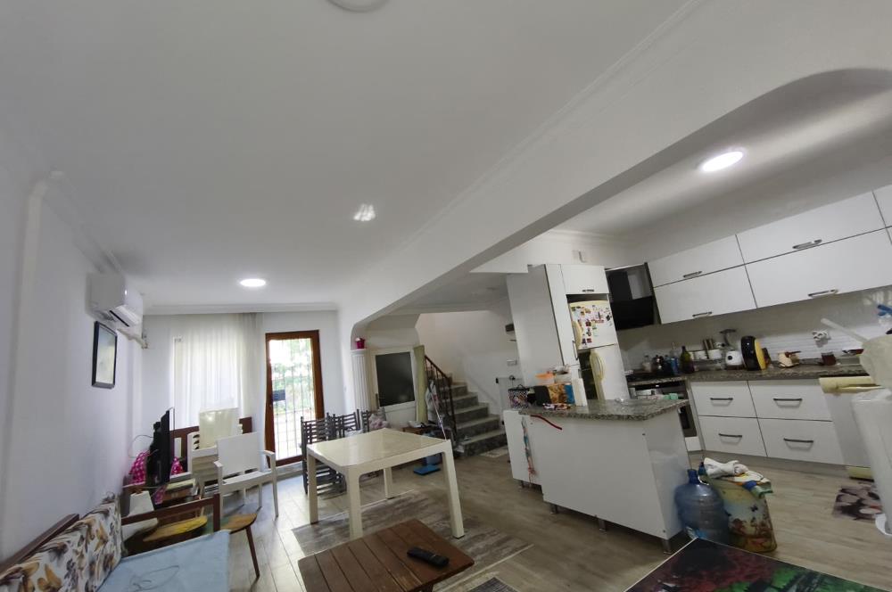 Satılık Bitişik Nizam Villa Havuzlu 