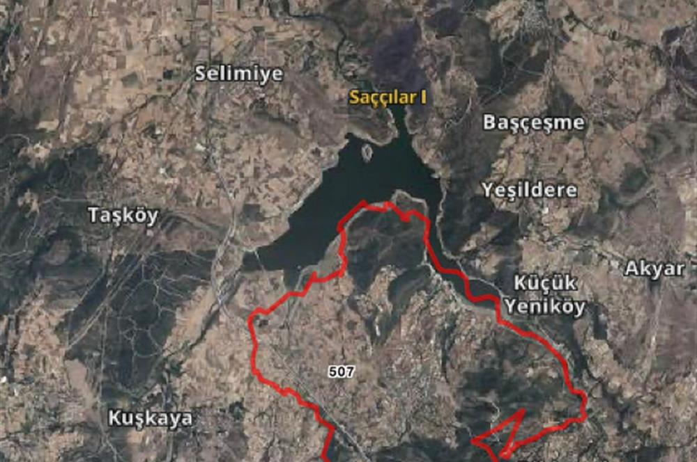C21 BAL'DAN AKÇAKÖY MH. 2.400 M2 SATILIK TARLA