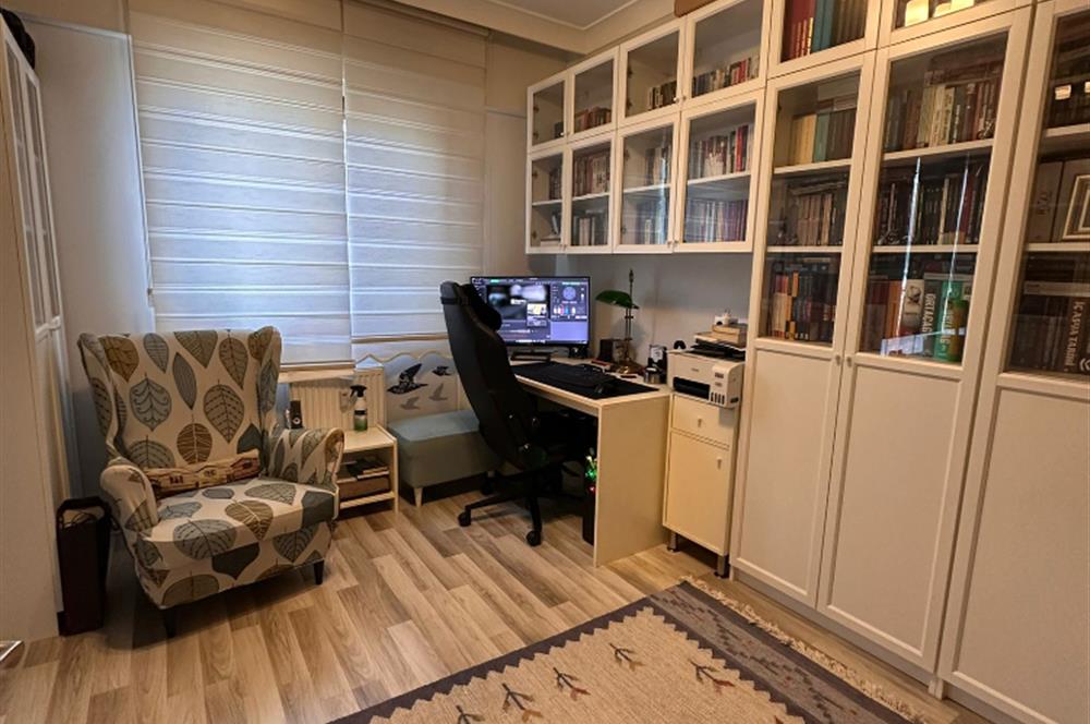 TEKVAK 2 SİTESİN' DE EBEVEYN BANYOLU KİLERLİ 4+1 SATILIK DAİRE