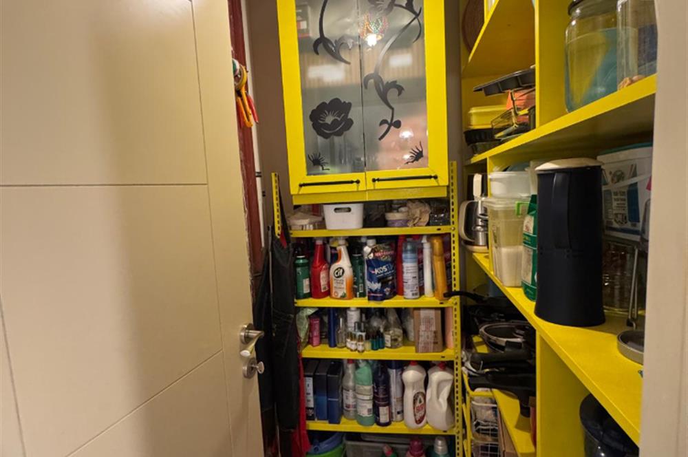 TEKVAK 2 SİTESİN' DE EBEVEYN BANYOLU KİLERLİ 4+1 SATILIK DAİRE