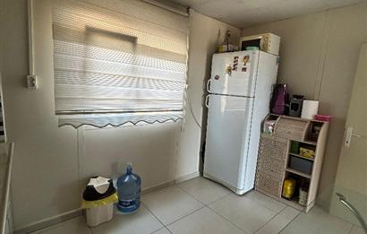 C21 LOCA'DAN İSABET OKULUNUN YAKINIDA PREFABRİK EV VE ARSASI