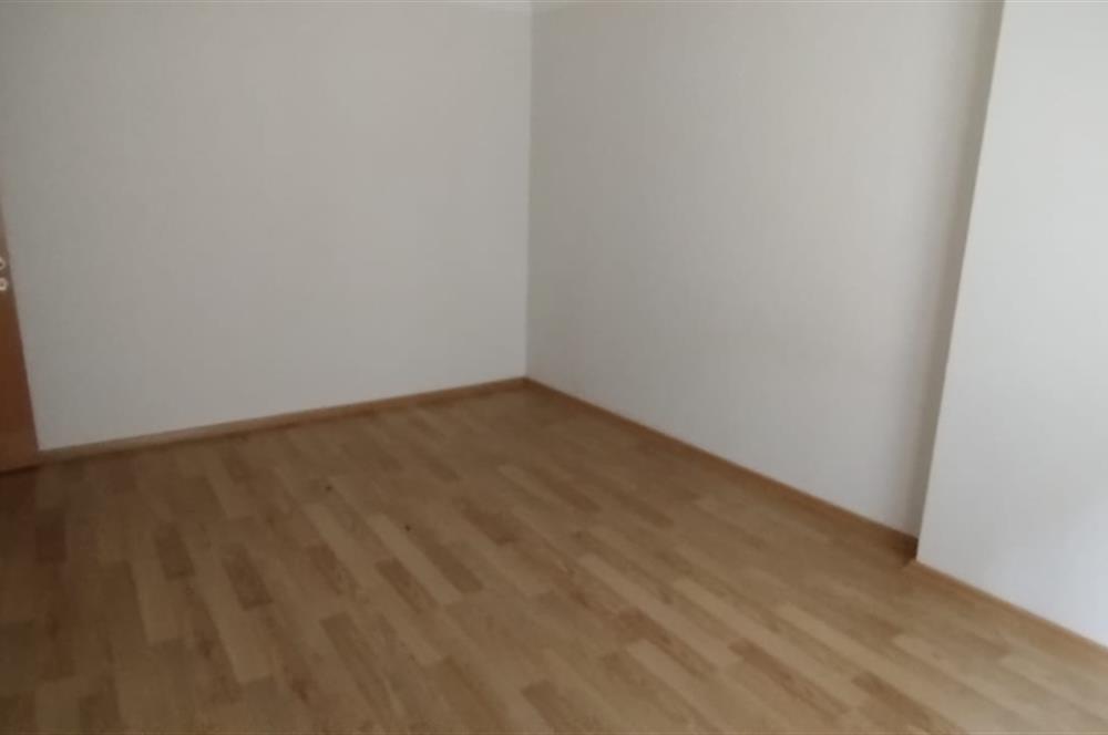 MARMARA ÜNİVERSİTESİ DİBİNDE KİRALIK 2+1