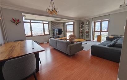 Kadıköy Kozyatağı STFA Blokları'nda Kiralık 4+1 Daire
