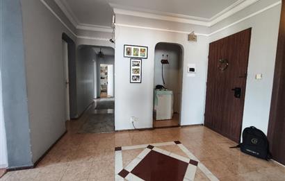 Kadıköy Kozyatağı STFA Blokları'nda Kiralık 4+1 Daire