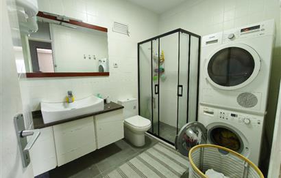 Kadıköy Kozyatağı STFA Blokları'nda Kiralık 4+1 Daire