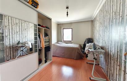 Kadıköy Kozyatağı STFA Blokları'nda Kiralık 4+1 Daire
