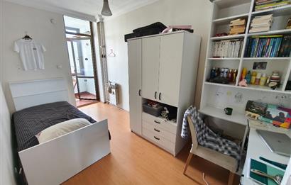 Kadıköy Kozyatağı STFA Blokları'nda Kiralık 4+1 Daire