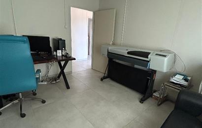 C21 LOCA'DAN İSABET OKULUNUN YAKINIDA PREFABRİK EV VE ARSASI