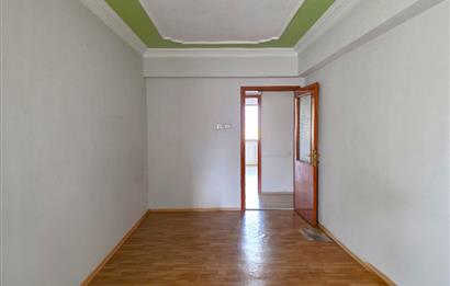 C21 Cius; İşkur Civarı Merkezi Konum Arakat Kiralık 3+1 Daire