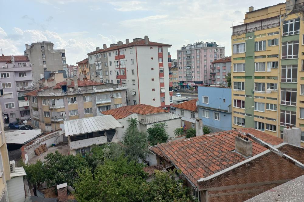 Kayabey Mah.Türbe sokakta Satılık Daire
