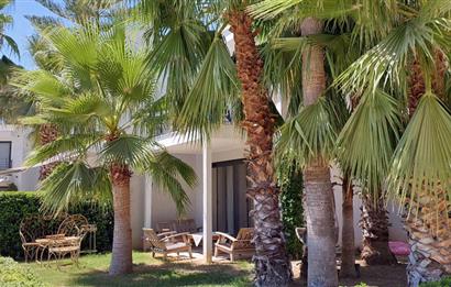 Bodrum-Bitez havuzlu site içinde 2+1 bahçe katı kiralik daire