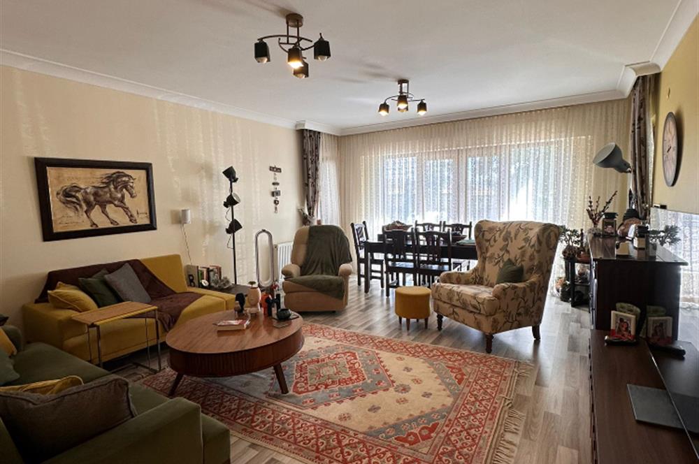 TEKVAK 2 SİTESİN' DE EBEVEYN BANYOLU KİLERLİ 4+1 SATILIK DAİRE