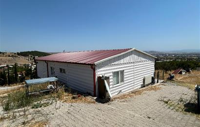 C21 LOCA'DAN İSABET OKULUNUN YAKINIDA PREFABRİK EV VE ARSASI