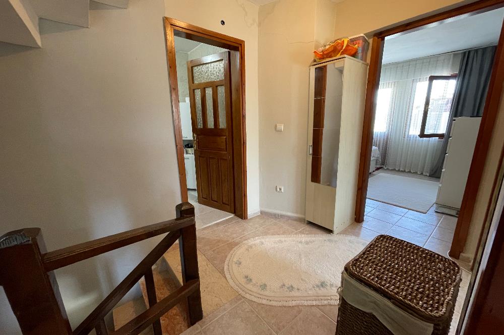 ALTINOVA KIRKENT SİTESİNDE 4+2 BAKIMLI GENİŞ BAHÇELİ VİLLA