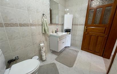 ALTINOVA KIRKENT SİTESİNDE 4+2 BAKIMLI GENİŞ BAHÇELİ VİLLA