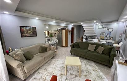 ALTINOVA KIRKENT SİTESİNDE 4+2 BAKIMLI GENİŞ BAHÇELİ VİLLA