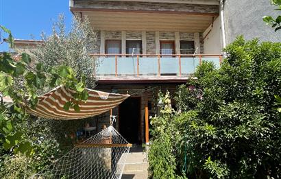 ALTINOVA KIRKENT SİTESİNDE 4+2 BAKIMLI GENİŞ BAHÇELİ VİLLA