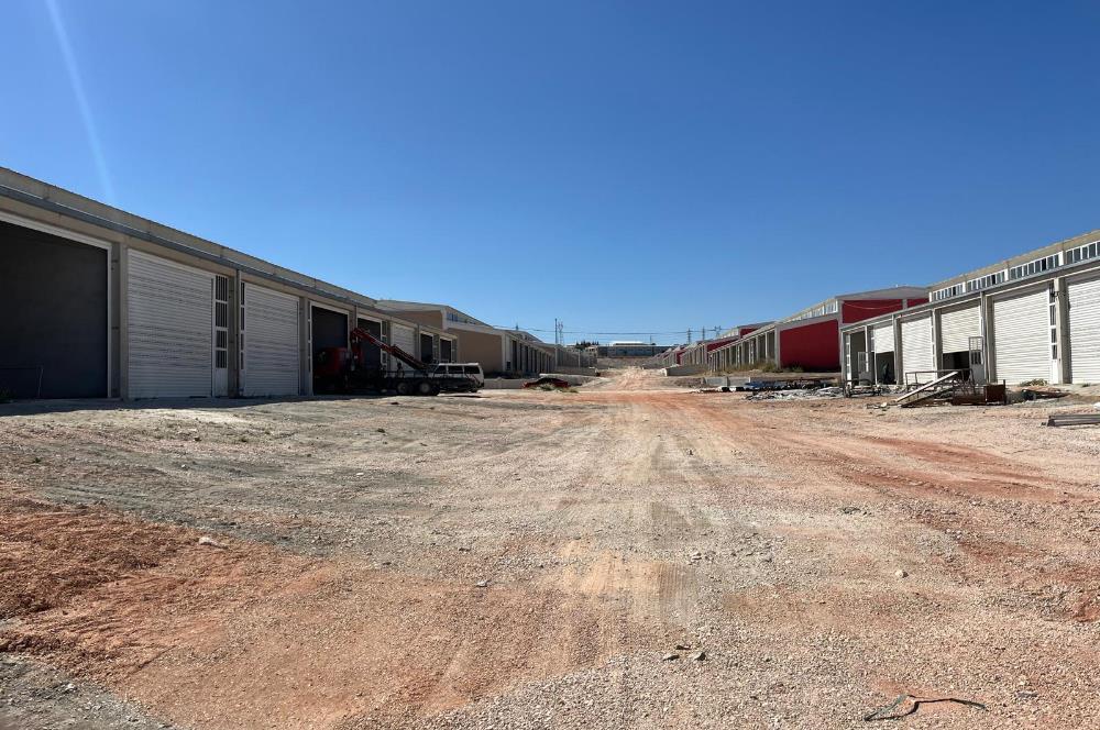 CENTURY21 VİZYON'DAN ESSAN SANAYİ SİTESİNDE SATILIK DÜKKAN