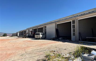 CENTURY21 VİZYON'DAN ESSAN SANAYİ SİTESİNDE SATILIK DÜKKAN
