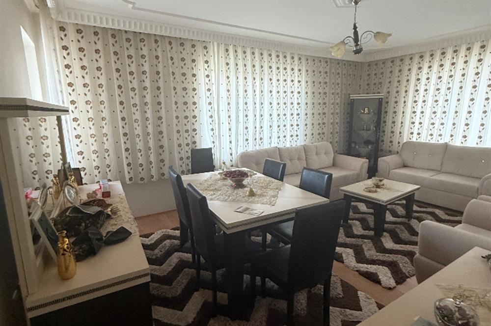 CENTURY21 PLUS'DAN GÜVENEVLER MAH.EŞYALI KİRALIK 2+1