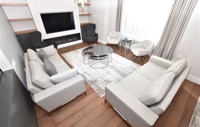 Zekeriyaköy de özel mimari dekorasyonlu satılık 5+1 eşyalı villa