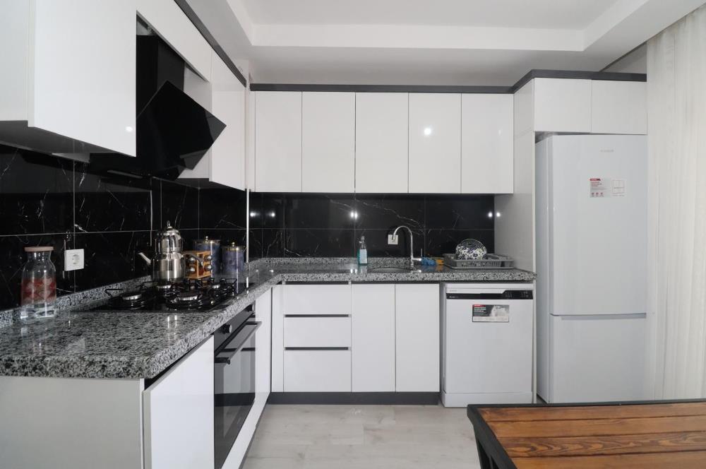 KARŞIYAKA'DA BAĞIMSIZ MUTFAK LÜKS 2+1 SATILIK YENİ DAİRE