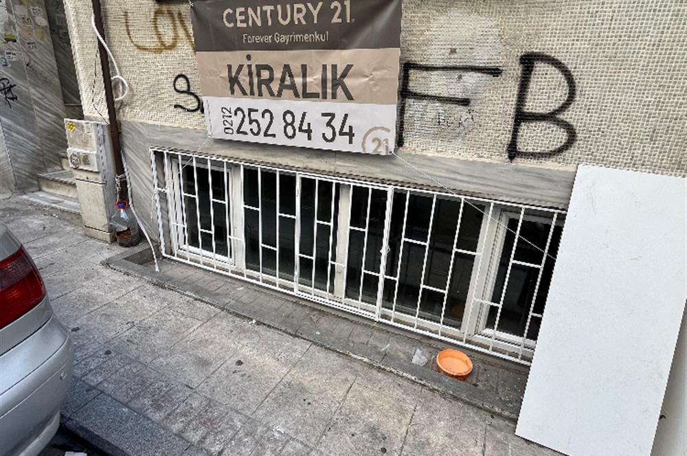 •KURTULUŞ ŞEHİT ERDEM CANBAŞ SOKAK  3+1 KİRALIK BAHÇE KATI DAİRE