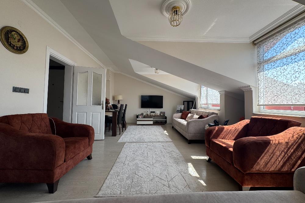 CENTURY21'DEN ŞİRİNEVLERDE 3+1 ÇATI KAT FERAH DAİRE