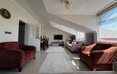 CENTURY21'DEN ŞİRİNEVLERDE 3+1 ÇATI KAT FERAH DAİRE