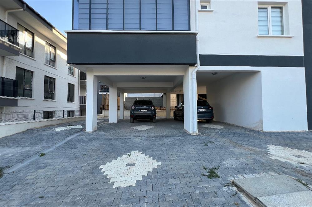 İNCEK MAHALLESİNDE BULVARA YAKIN ARA KAT 1+1 KİRALIK DAİRE