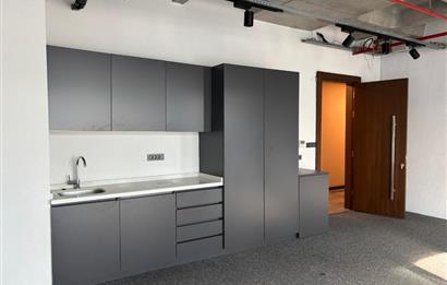 Porta Vadi Kiralık Ofis 73m2 Dekorasyonlu Vadistanbul Seba