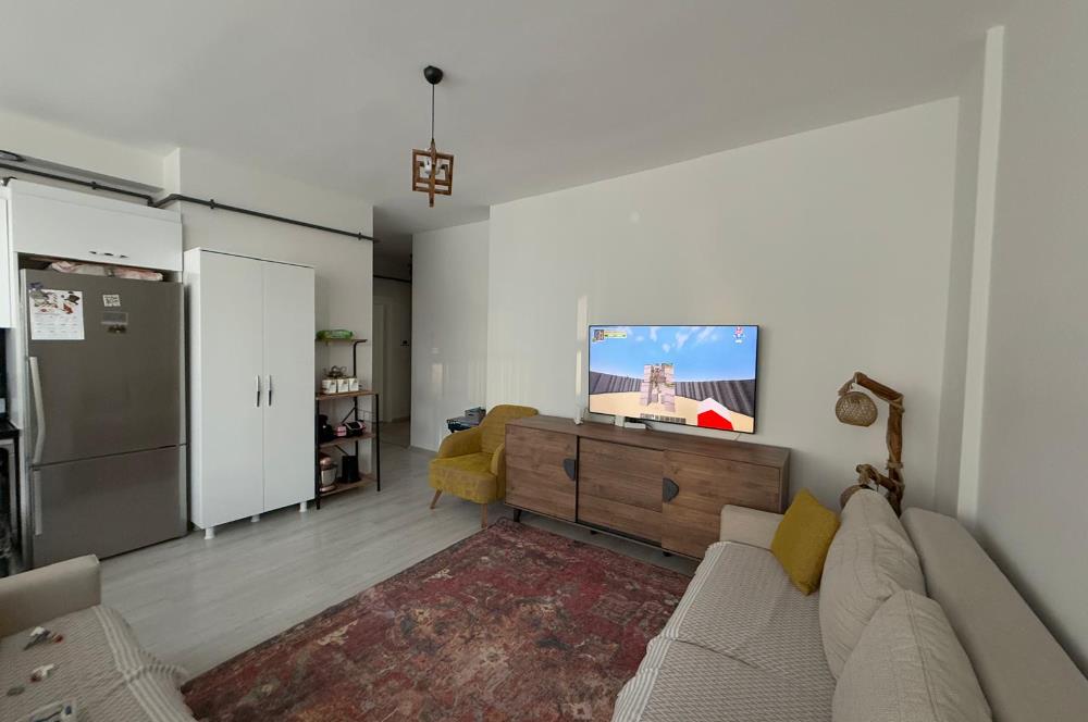 İNCEKTE MERKEZİ KONUMDA KAPALI GARAJLI 2+1 SATILIK DAİRE