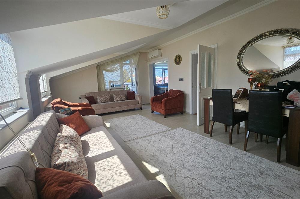 CENTURY21'DEN ŞİRİNEVLERDE 3+1 ÇATI KAT FERAH DAİRE