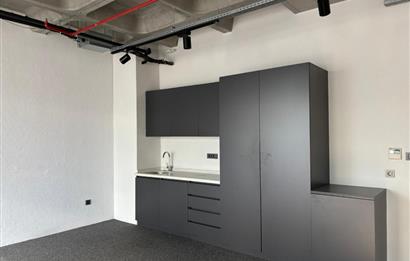 Porta Vadi Kiralık Ofis 73m2 Dekorasyonlu Vadistanbul Seba