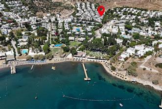 Akyarlar Karaincir Denize 250 Metre Havuzlu Sitede 5+1 Villa