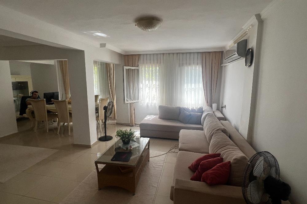 Akyarlar Karaincir Denize 250 Metre Havuzlu Sitede 5+1 Villa