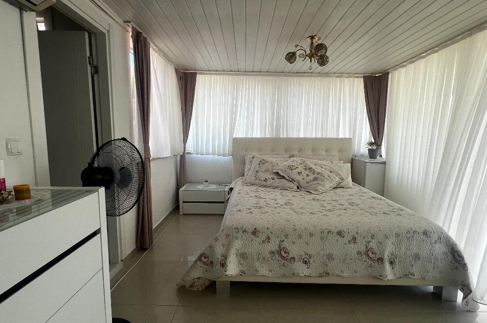 Akyarlar Karaincir Denize 250 Metre Havuzlu Sitede 5+1 Villa