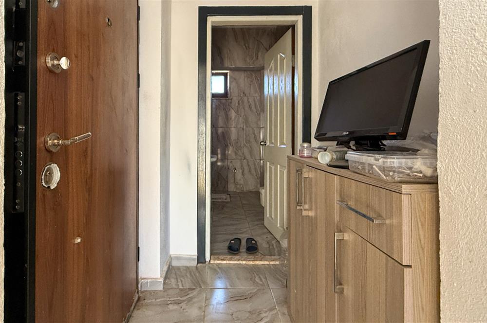 C21 BAL'DAN KIRMIZILAR MAH.DE SATILIK 2+1 EV ve ARSASI