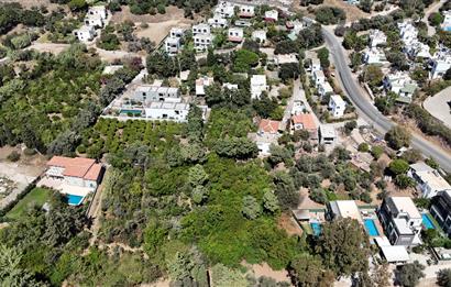 Gümüşlükte Denize 220m Mesafede Denize 2.Parsel Yüksek Prim Potansiyelli 4.746 m2 İmarlı Arsa