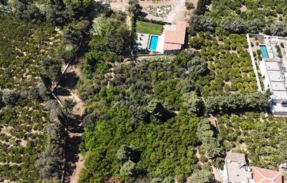 Gümüşlükte Denize 220m Mesafede Denize 2.Parsel Yüksek Prim Potansiyelli 4.746 m2 İmarlı Arsa