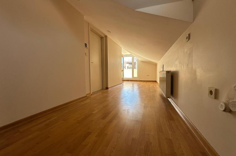 SAHRAYICEDİT'TE 3+2 SATILIK DUBLEKS FERAH, BENZERSİZ DAİRE